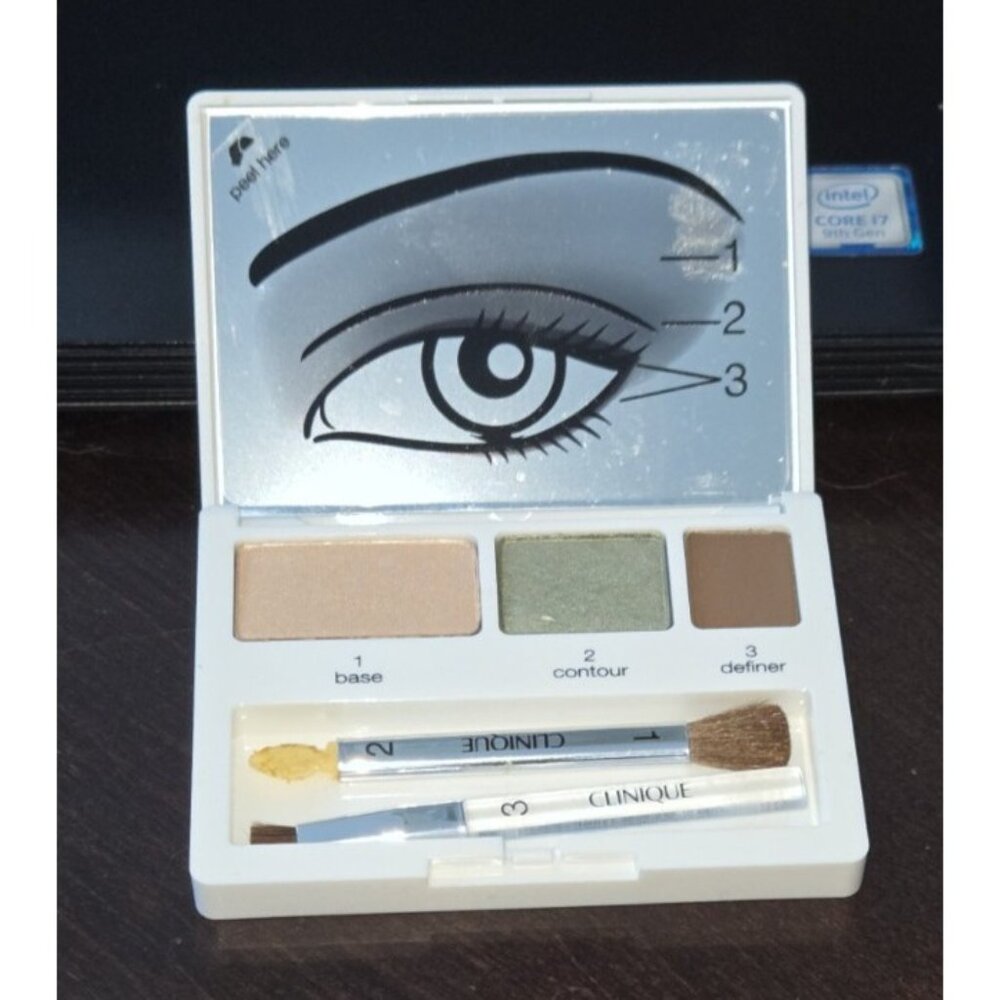 CLINIQUE Colour Surge Eye Shadow Trio Stay Matte Sable Shimmer Sage & Day Break - Picture 5 of 5